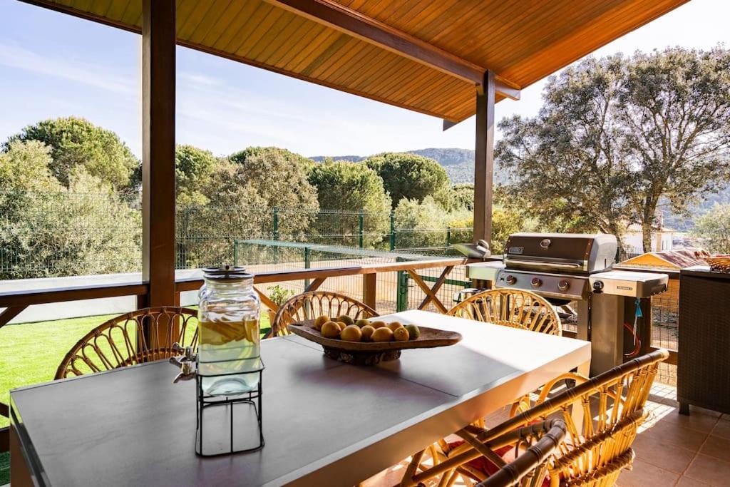 Wooden House Villa Minde Bagian luar foto