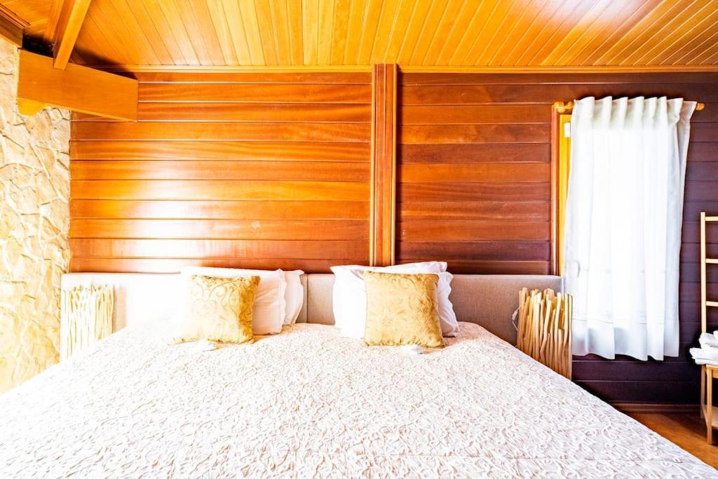 Wooden House Villa Minde Bagian luar foto