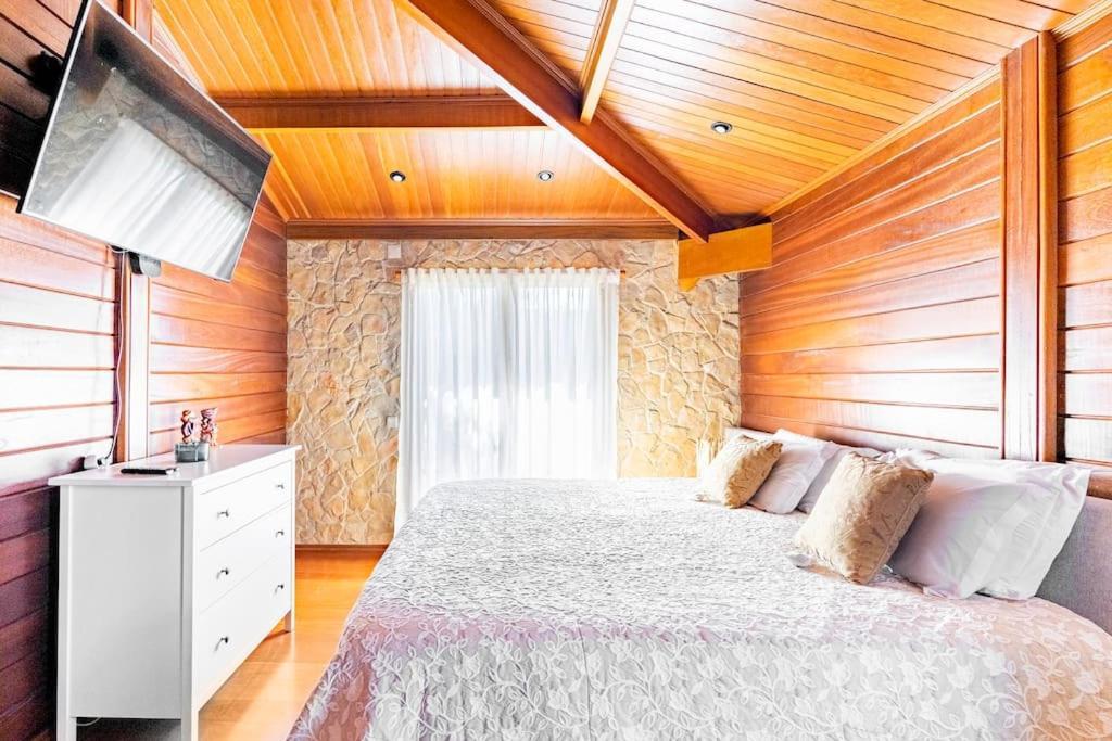 Wooden House Villa Minde Bagian luar foto