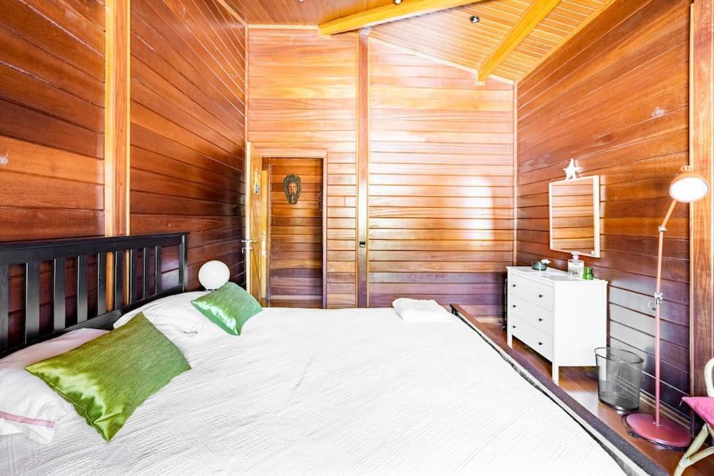 Wooden House Villa Minde Bagian luar foto