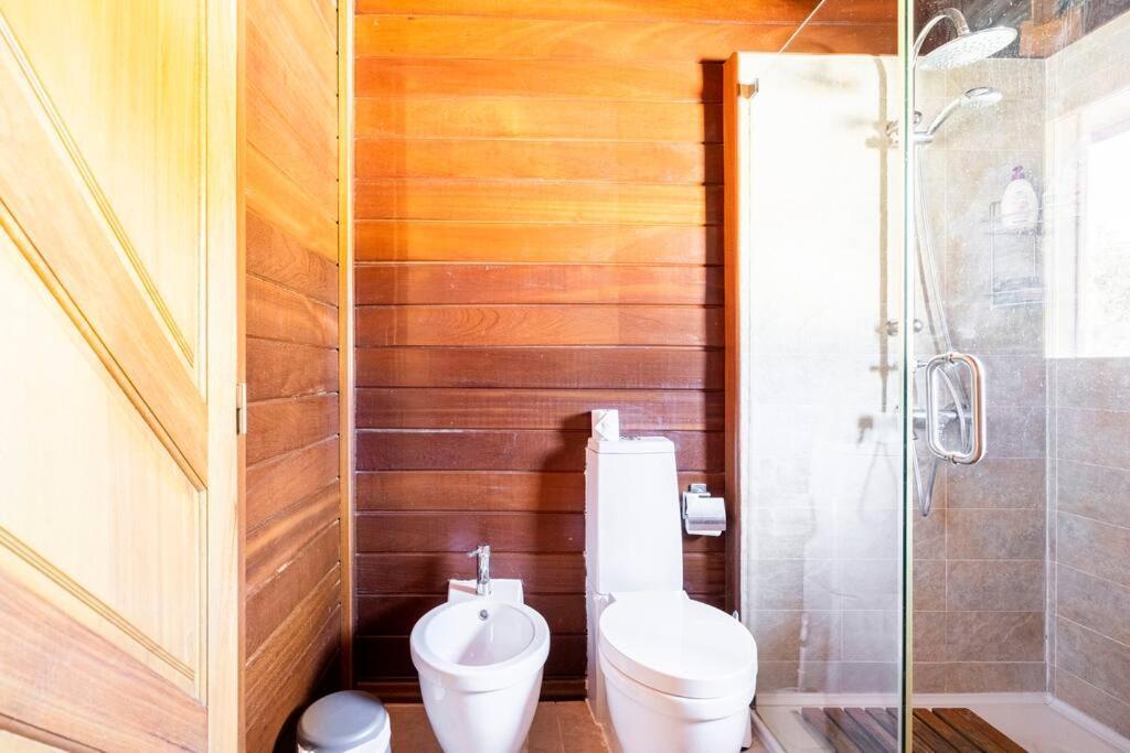 Wooden House Villa Minde Bagian luar foto