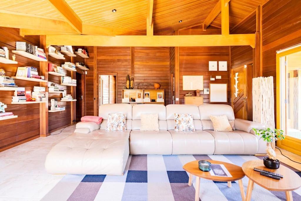 Wooden House Villa Minde Bagian luar foto