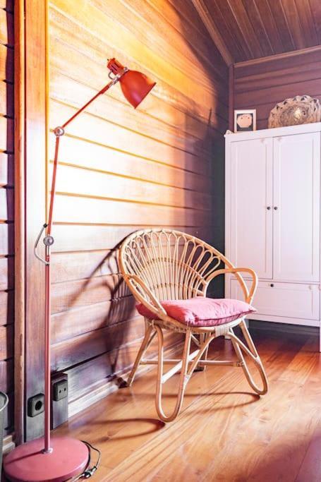 Wooden House Villa Minde Bagian luar foto